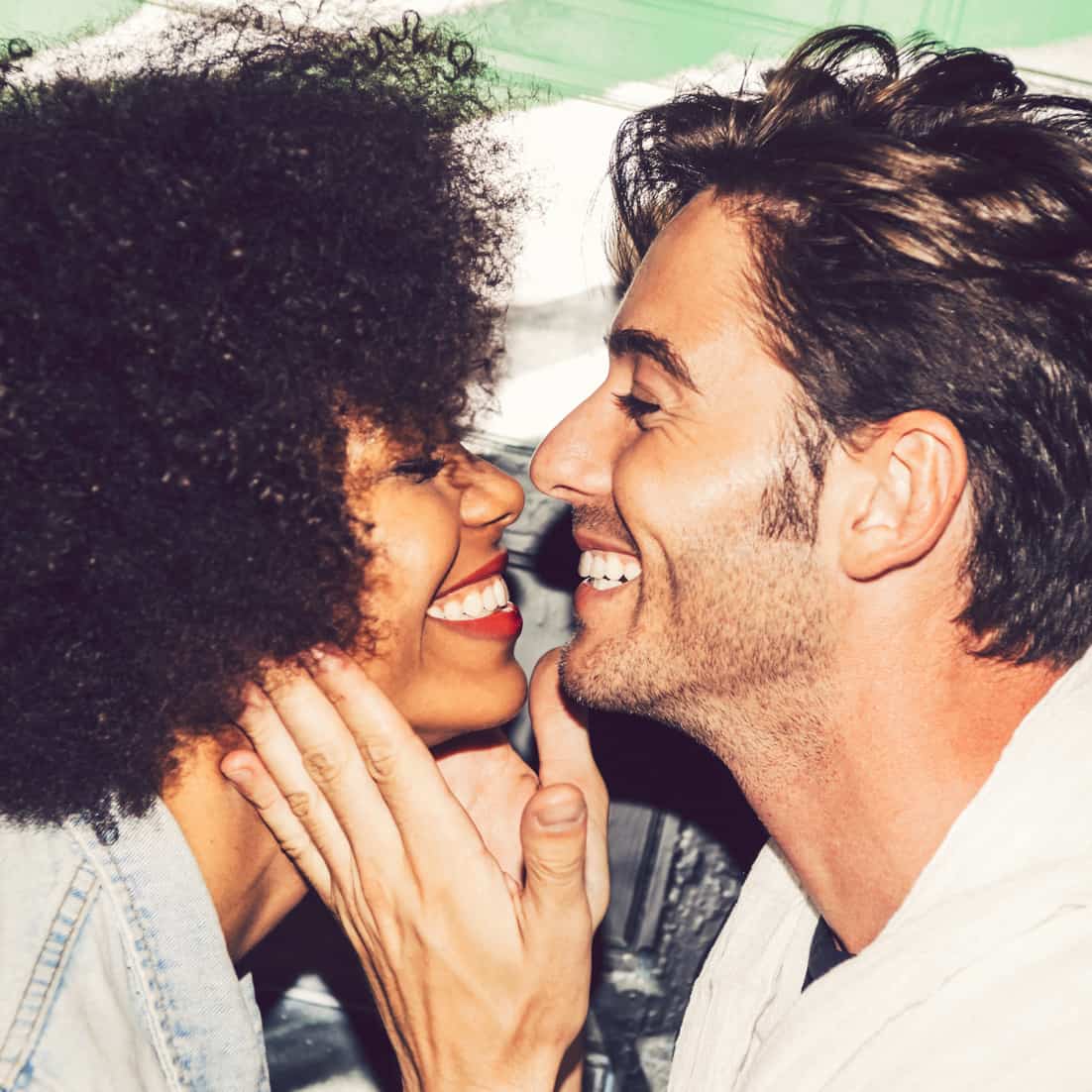 Interkulturelles Dating mit erfolgreichen Singles auf Luxy